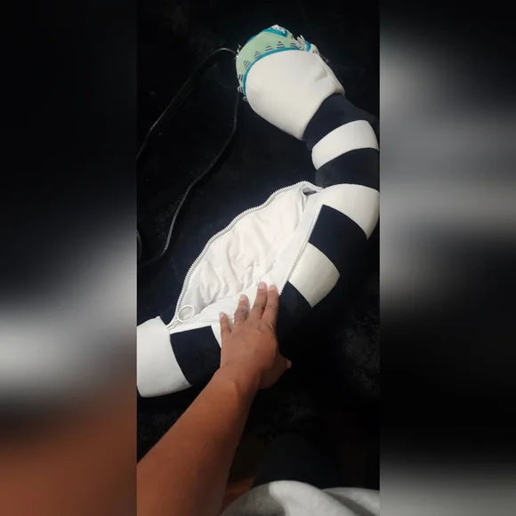 Dolls Kill Striped Snake Crossbody Bag - Picture 3 of 3